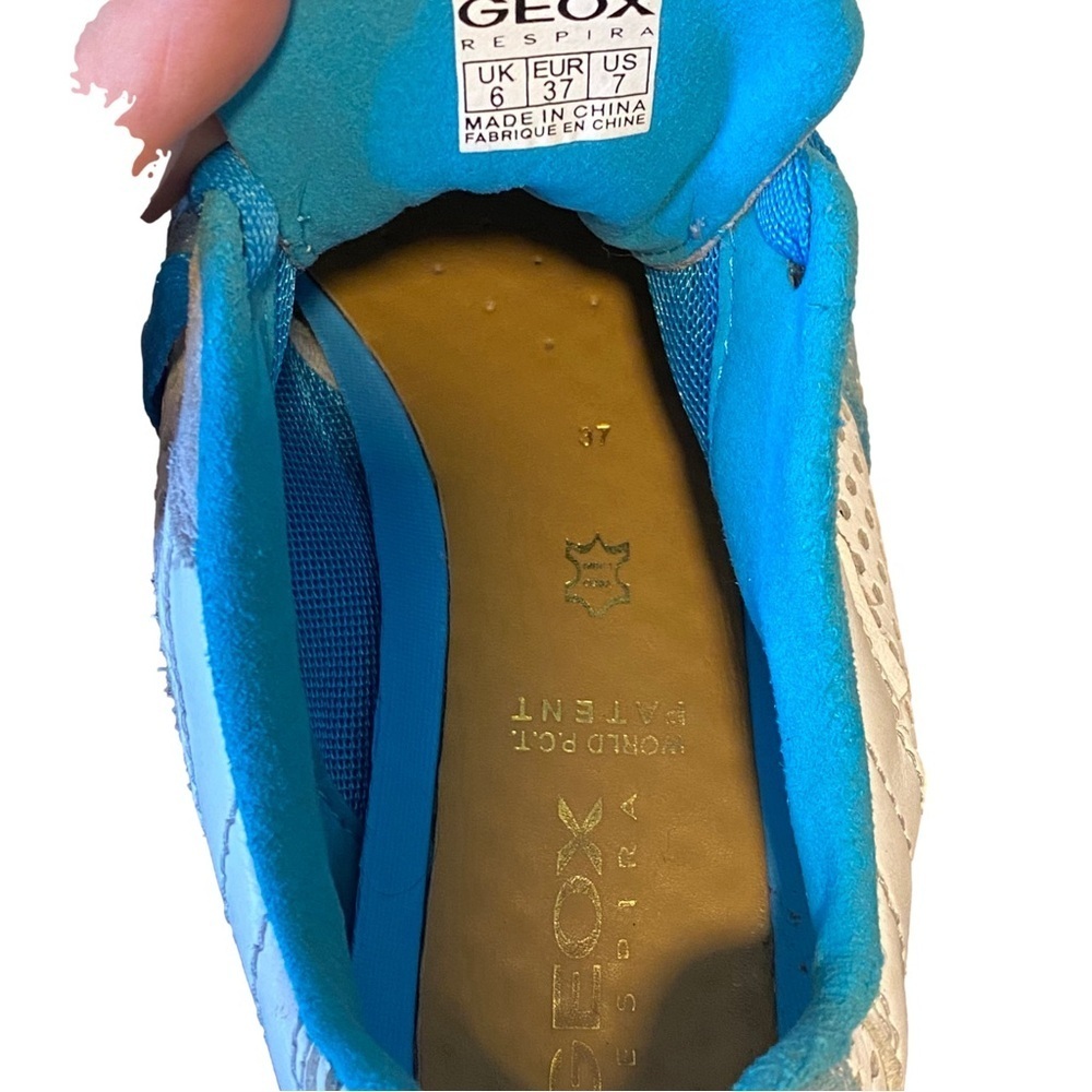Geox Respira Women’s Blue & White Suede Sneakers Size 7 - Picture 9 of 9